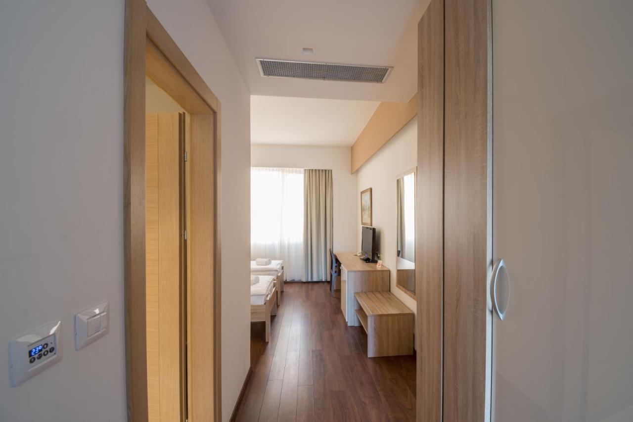Hotel Quercus Medjugorje Exterior photo